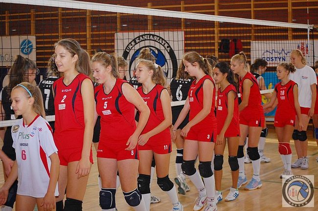 Siatkarze prą do przodu - zdjęcia