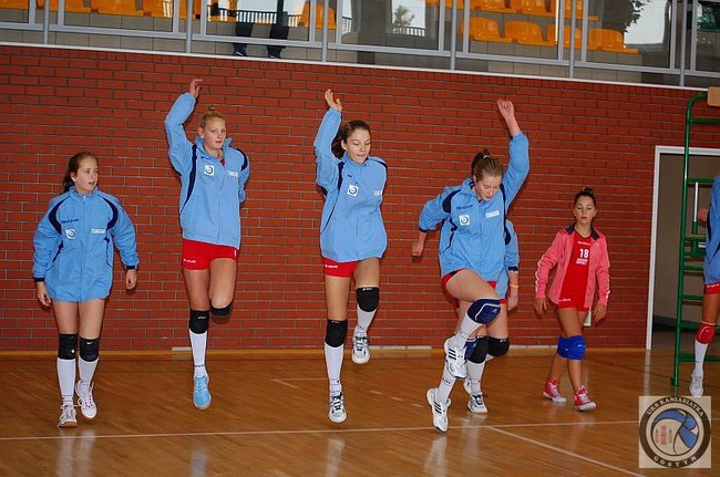 Siatkarze prą do przodu - zdjęcia