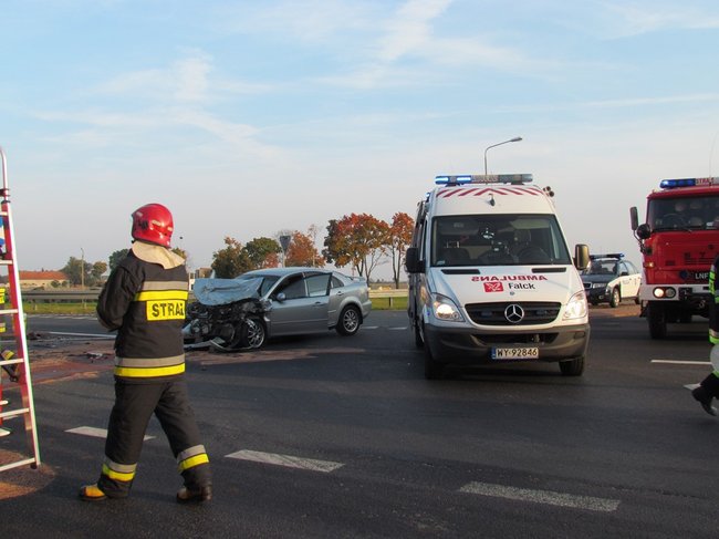 Zderzenie na obwodnicy - zdjęcia