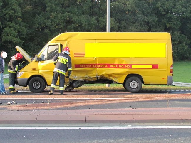 Zderzenie na obwodnicy - zdjęcia