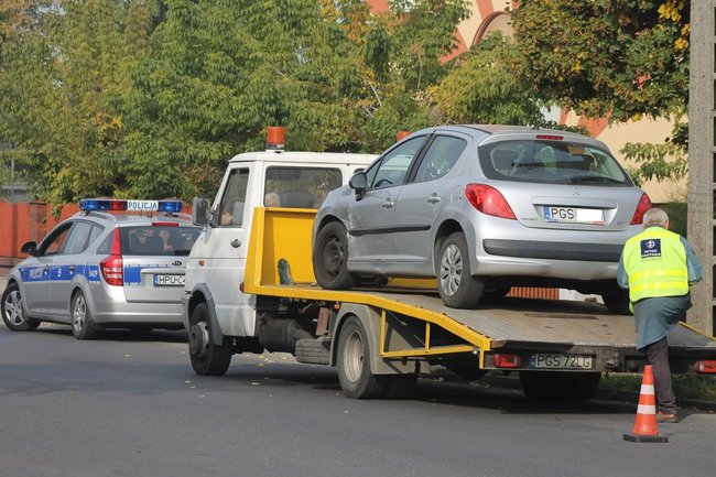 Wymusiła pierwszeństwo