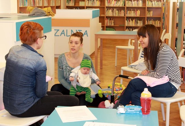 Mamo, nie siedź w domu! - zdjęcia