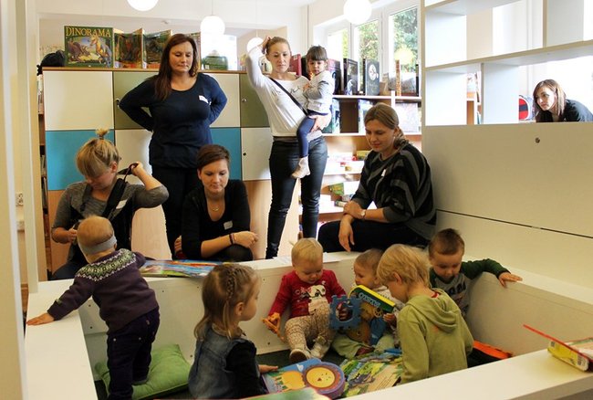 Mamo, nie siedź w domu! - zdjęcia