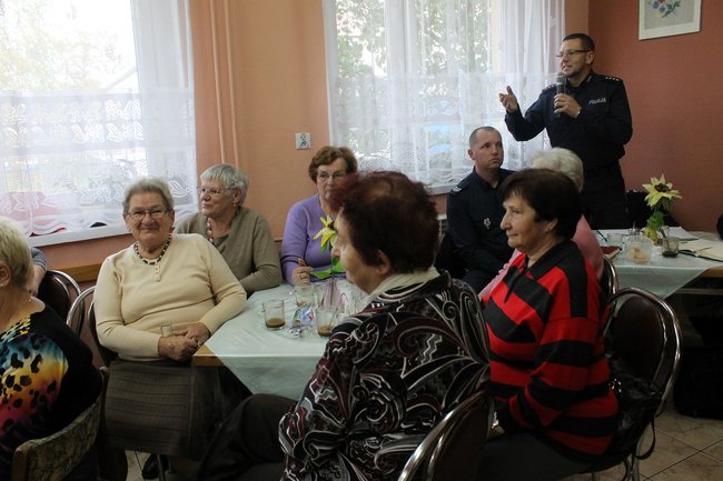 O czym seniorzy wiedzieć powinni - zdjęcia