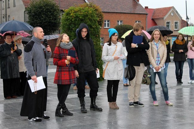 Zrobili raban na rynku - zdjęcia