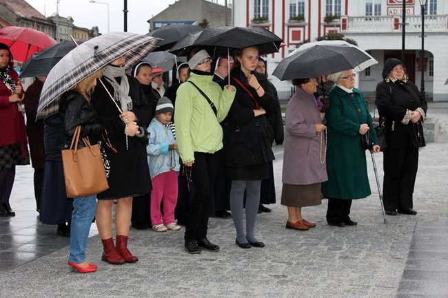 Zrobili raban na rynku - zdjęcia