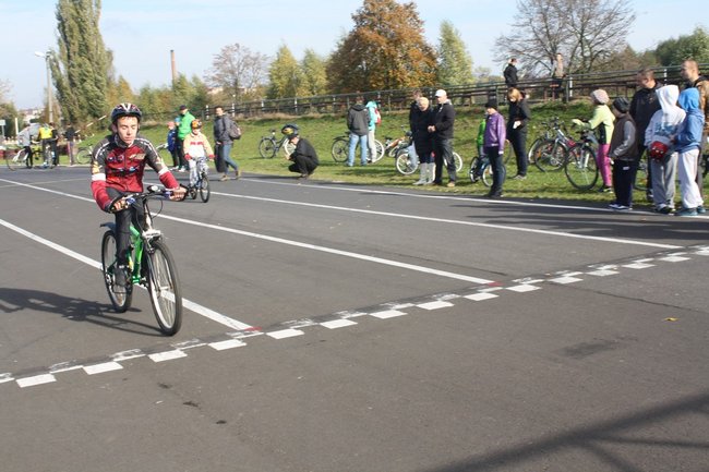 Festyn na dwóch kółkach - zdjęcia