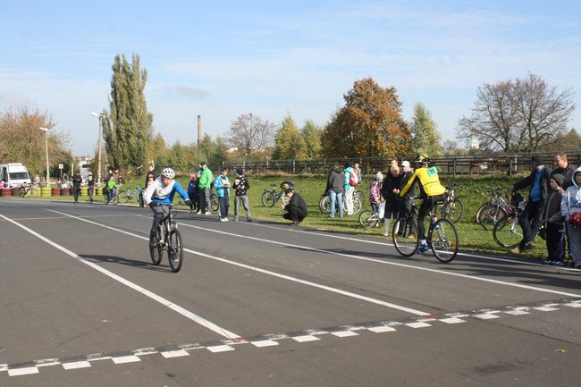 Festyn na dwóch kółkach - zdjęcia