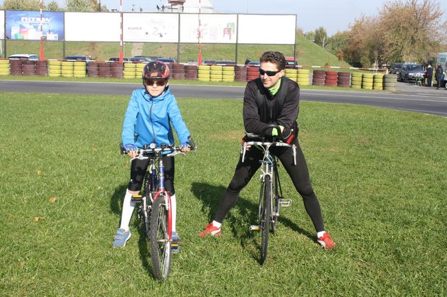 Festyn na dwóch kółkach - zdjęcia