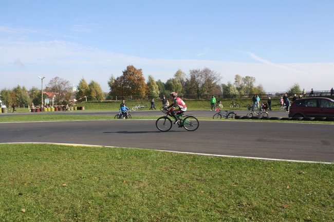 Festyn na dwóch kółkach - zdjęcia