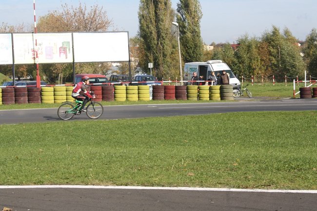 Festyn na dwóch kółkach - zdjęcia