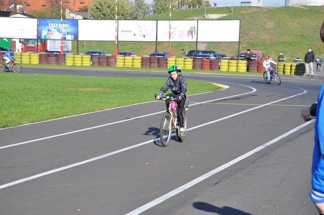 Festyn na dwóch kółkach - zdjęcia