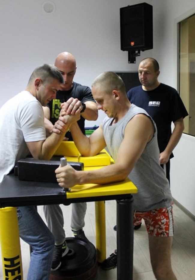 Kipiało od testosteronu - zdjęcia