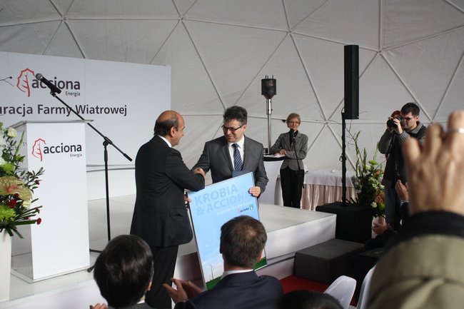 Wiatrowa farma otwarta - zdjęcia