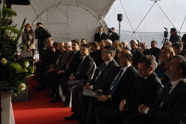 Wiatrowa farma otwarta - zdjęcia