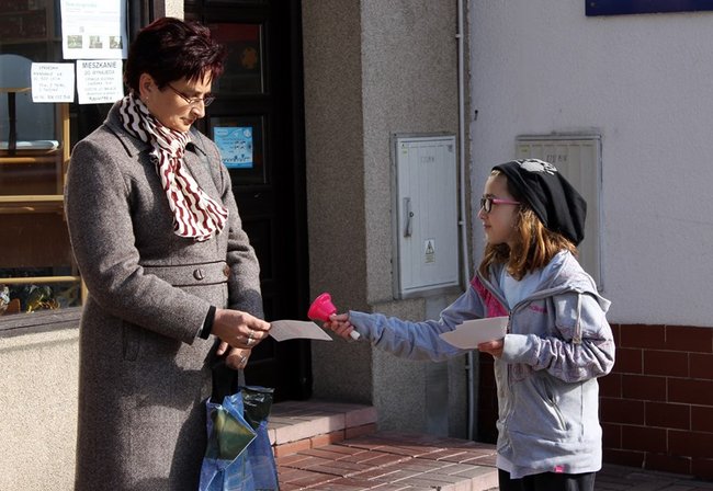 Uczniowie wyszli na ulicę - zdjęcia