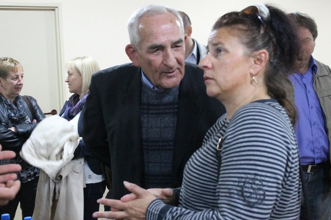 Witany owacjami na stojąco - zdjęcia