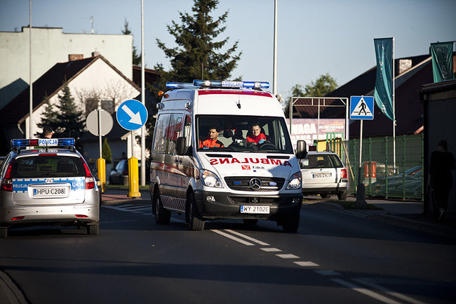 Najechał na tył osobówki - zdjęcia