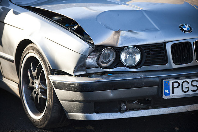 Najechał na tył osobówki - zdjęcia