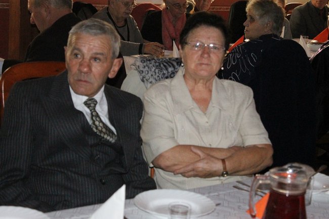 Z wyrazami szacunku - zdjęcia