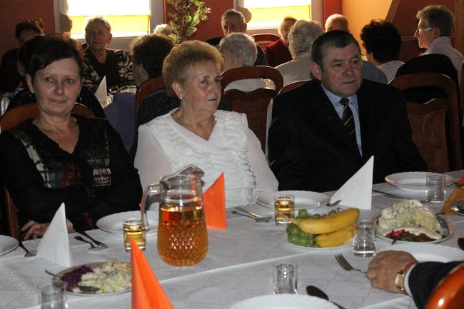 Z wyrazami szacunku - zdjęcia