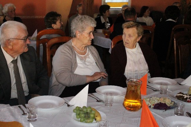 Z wyrazami szacunku - zdjęcia