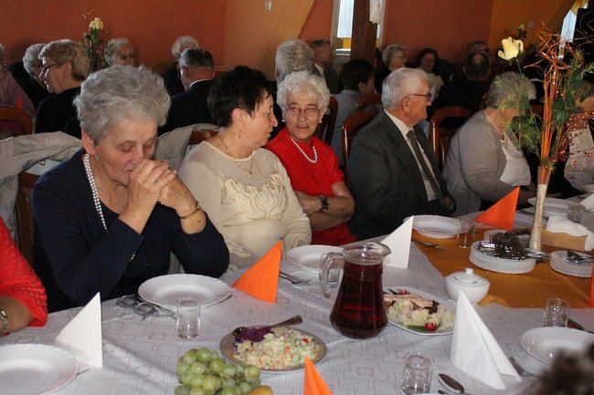 Z wyrazami szacunku - zdjęcia