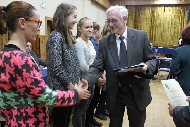 Stypendia dla najzdolniejszych - zdjęcia