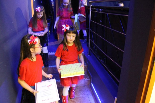 Międzypokoleniowy most - zdjęcia