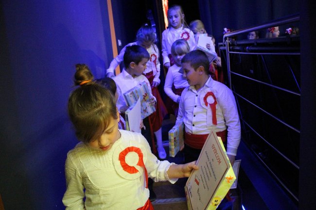 Międzypokoleniowy most - zdjęcia