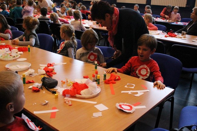 Międzypokoleniowy most - zdjęcia