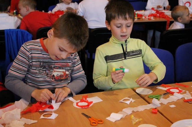 Międzypokoleniowy most - zdjęcia