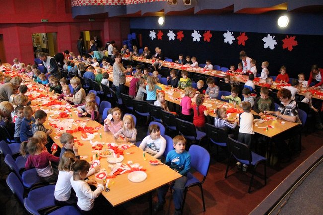 Międzypokoleniowy most - zdjęcia