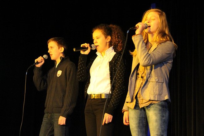 Międzypokoleniowy most - zdjęcia