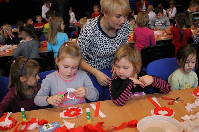 Międzypokoleniowy most - zdjęcia