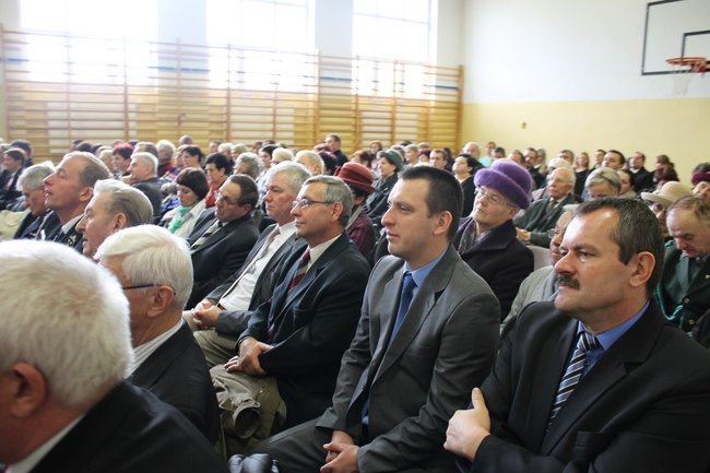 Nadali imię szkole - zdjęcia