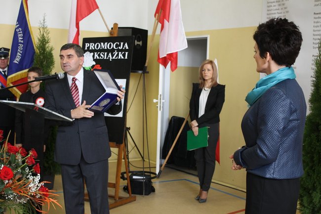 Nadali imię szkole - zdjęcia