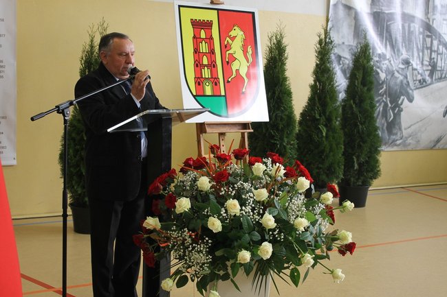 Nadali imię szkole - zdjęcia