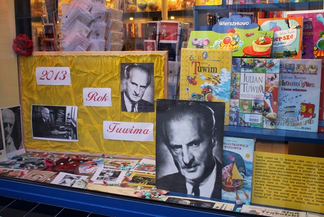 Tuwim na deptaku - zdjęcia