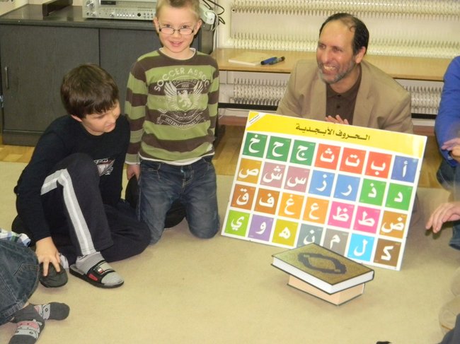 Arabowie w przedszkolu - zdjęcia