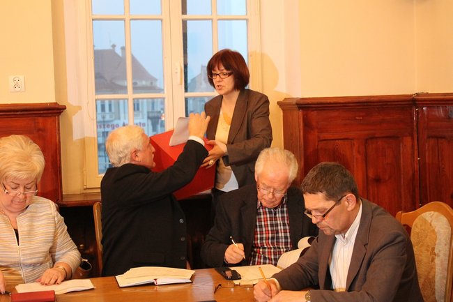 Zwyciężyła bezpłatna komunikacja miejska