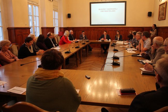 Zwyciężyła bezpłatna komunikacja miejska