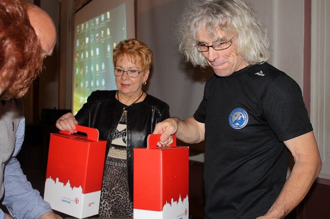 Zwyciężyć znaczy przeżyć - zdjęcia