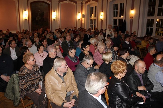 Zwyciężyć znaczy przeżyć - zdjęcia