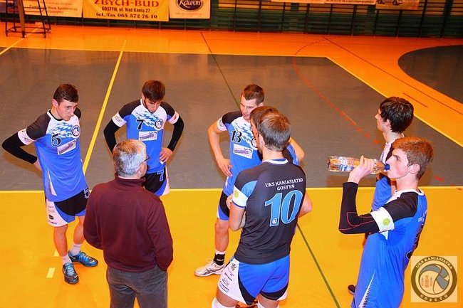 Lider tabeli pokonany - zdjęcia