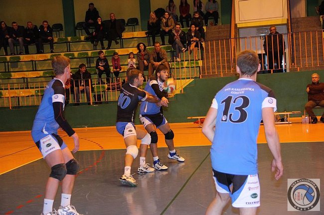 Lider tabeli pokonany - zdjęcia