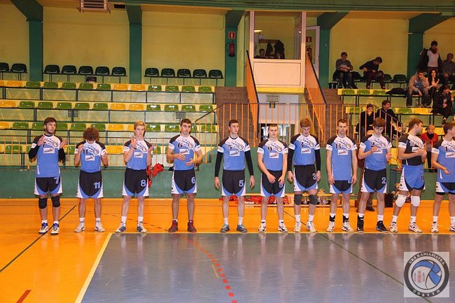 Lider tabeli pokonany - zdjęcia