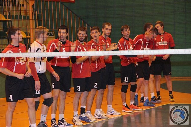 Lider tabeli pokonany - zdjęcia