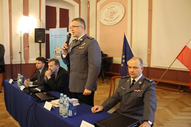 By czuć się bezpieczniej - zdjęcia