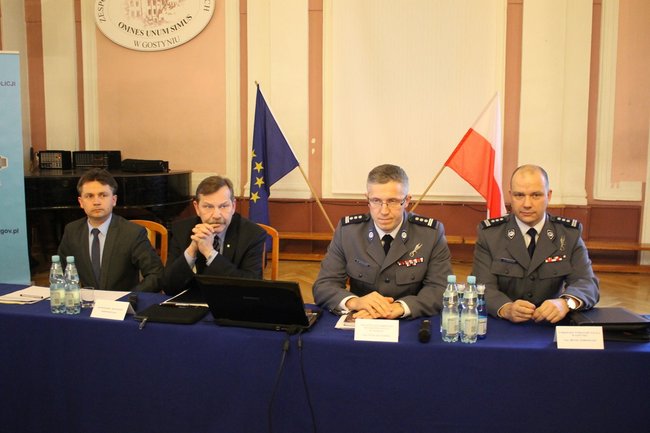 By czuć się bezpieczniej - zdjęcia